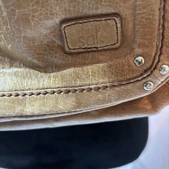 The Sak Ventura Convertible Backpack Distressed Tan Leather Crossbody Bag - Picture 6 of 12